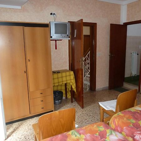 Hotel Bolognese Foligno Eksteriør bilde