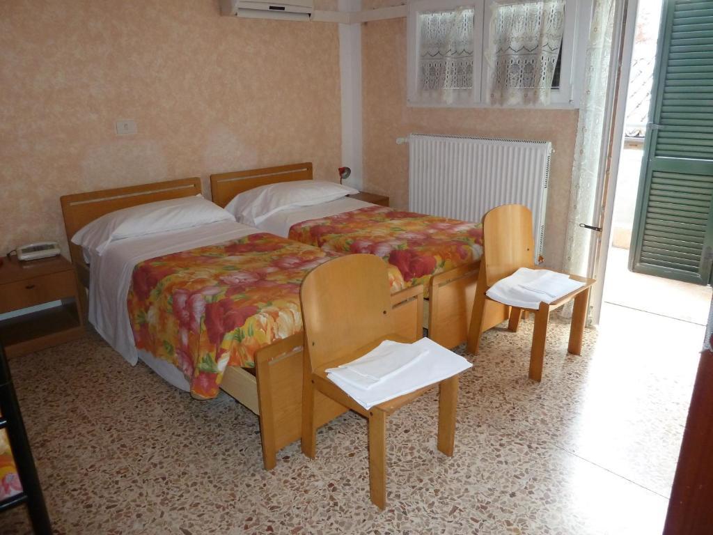 Hotel Bolognese Foligno Eksteriør bilde