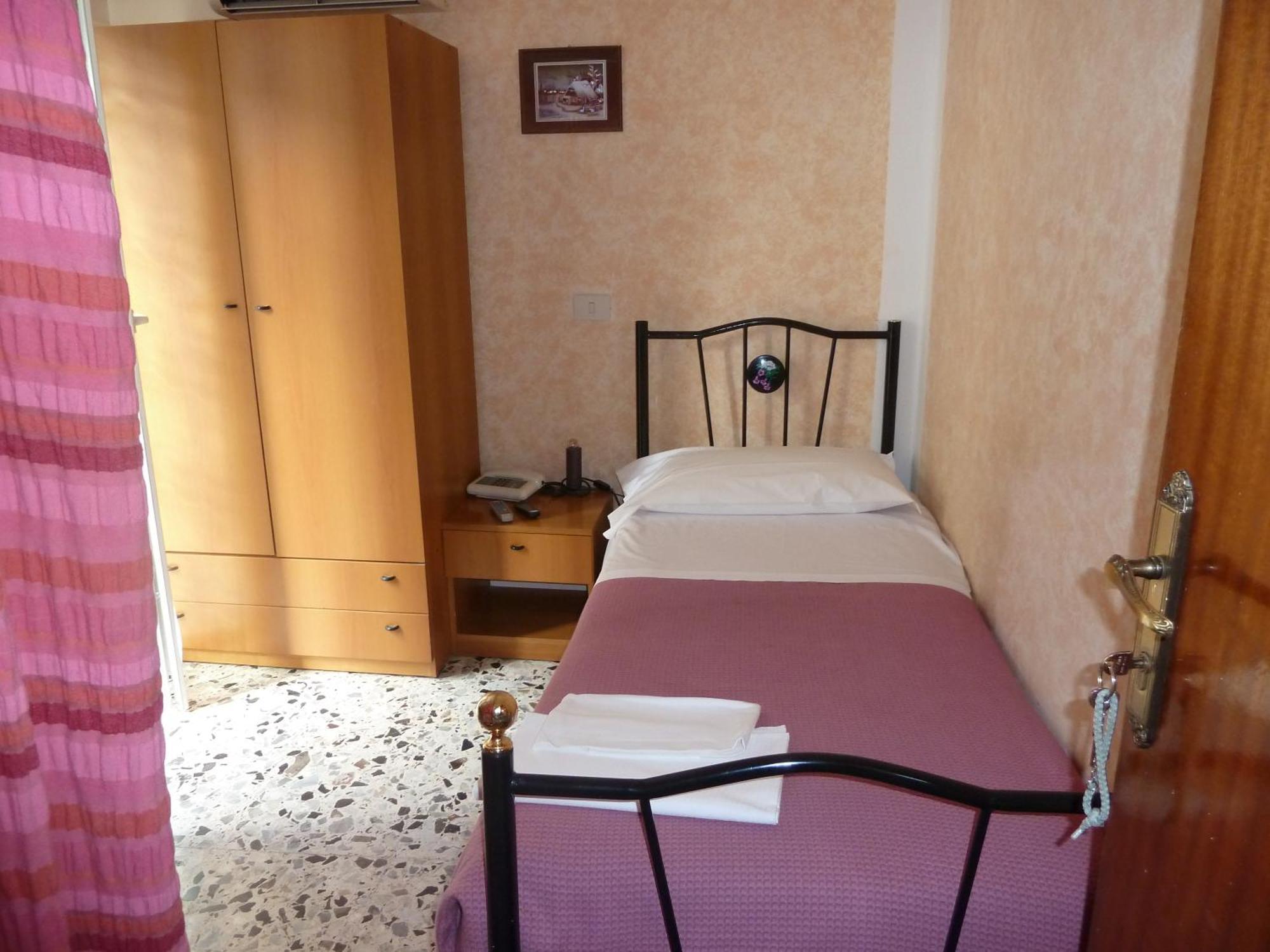 Hotel Bolognese Foligno Eksteriør bilde
