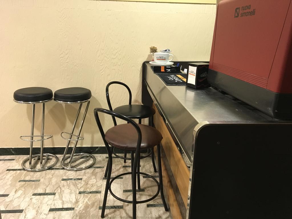 Hotel Bolognese Foligno Eksteriør bilde